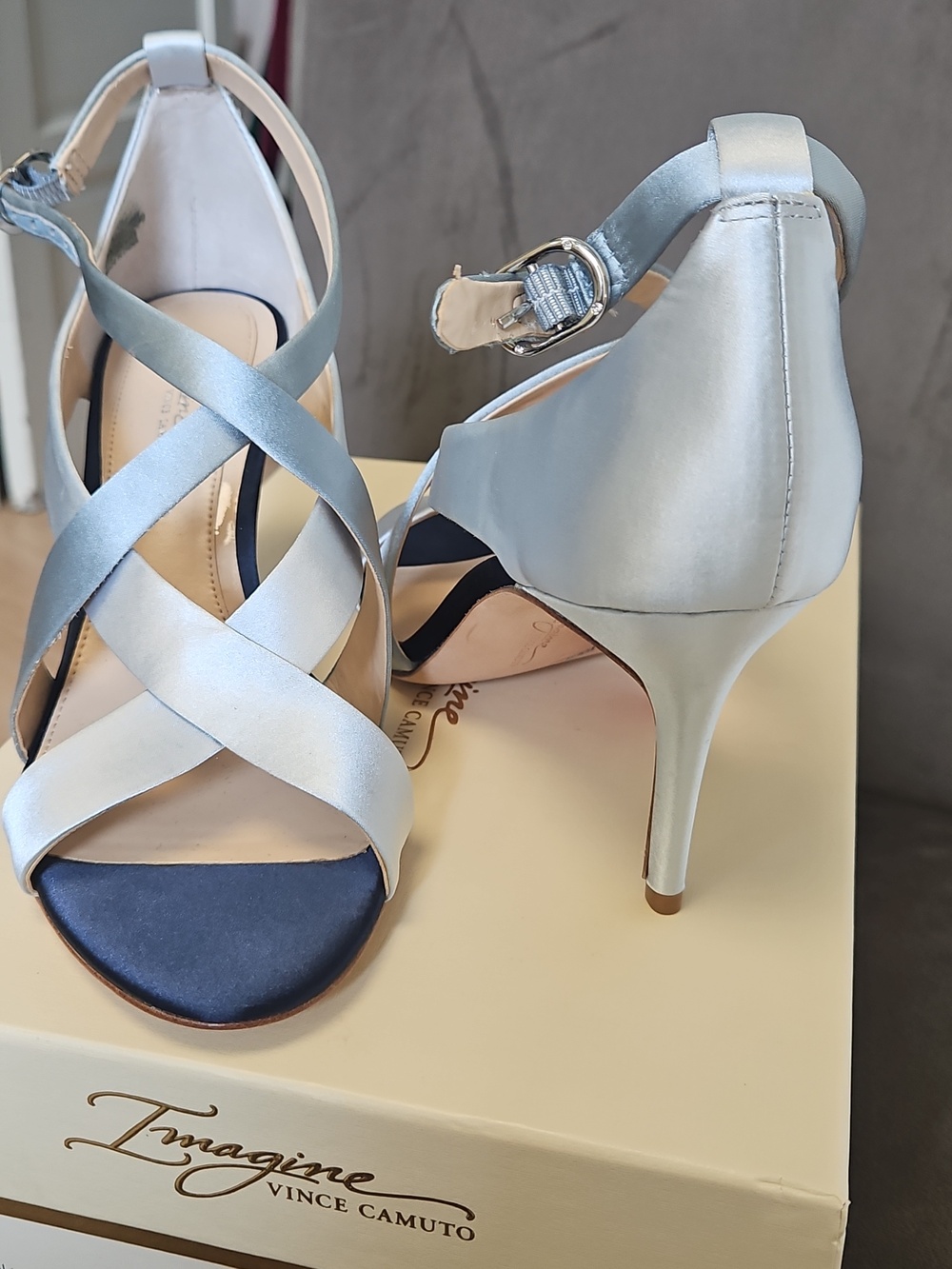 Size 8.5 Ice Blue Combo w/ Navy Satin Strappy 3.25" Heels, Vince Camuto - Picture 4 of 12